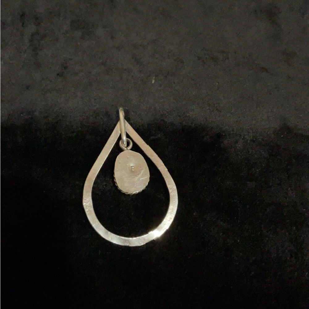 Native STERLING SILVER PENDANT - Picture 6 of 10